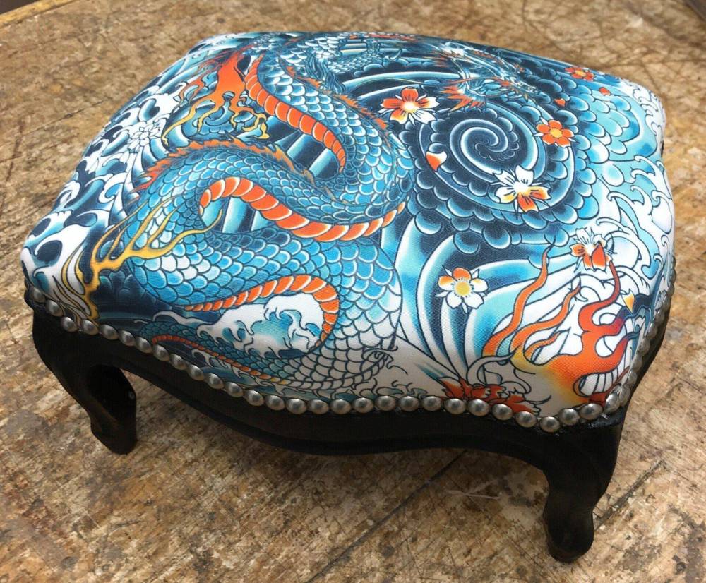 pouf dragon